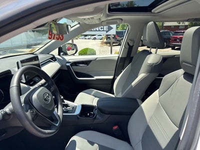 2024 Toyota RAV4 Hybrid XLE Premium AWD (Natl)