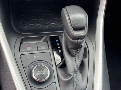 2025 Toyota RAV4 Hybrid LE AWD (Natl)