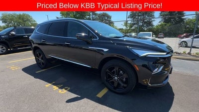 2024 Buick Enclave FWD 4dr Essence