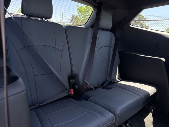2024 Buick Enclave FWD 4dr Essence