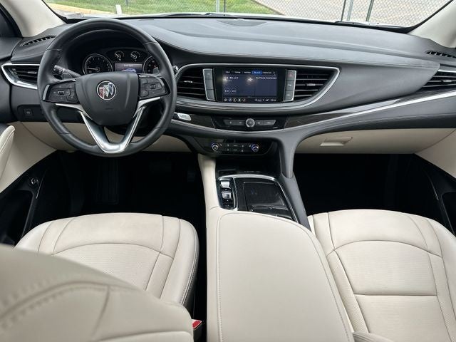2024 Buick Enclave FWD 4dr Essence