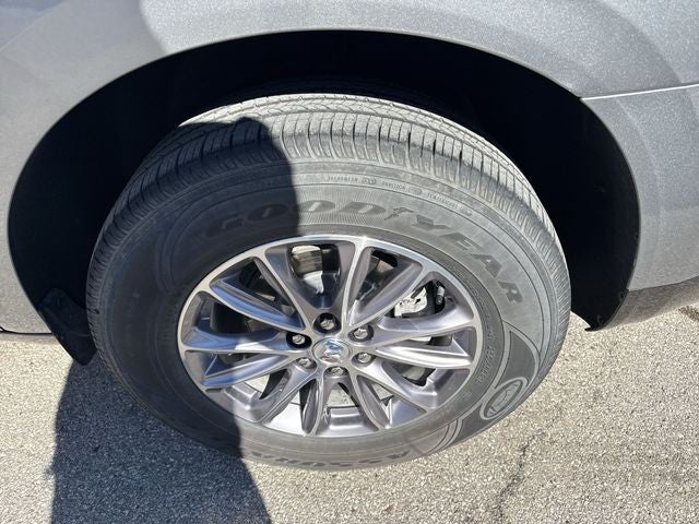 2024 Buick Enclave FWD 4dr Essence