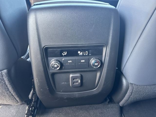 2024 Buick Enclave FWD 4dr Essence