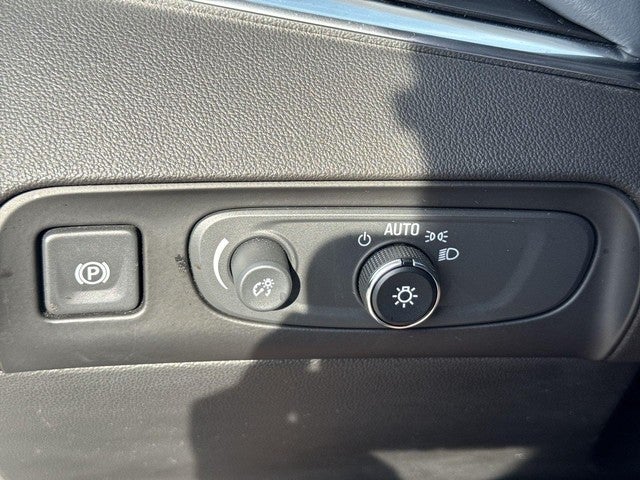 2018 Buick Enclave FWD 4dr Essence