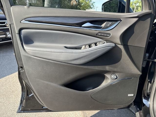2023 Buick Enclave FWD 4dr Premium