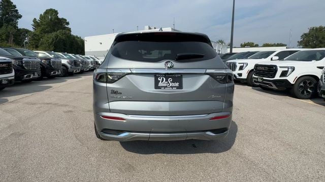 2024 Buick Enclave FWD 4dr Avenir