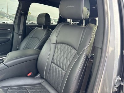 2024 Buick Enclave FWD 4dr Avenir