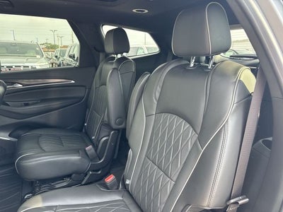 2024 Buick Enclave FWD 4dr Avenir