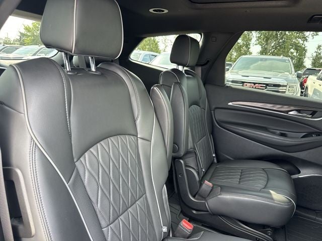 2024 Buick Enclave FWD 4dr Avenir