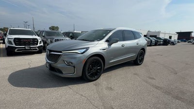 2024 Buick Enclave FWD 4dr Avenir