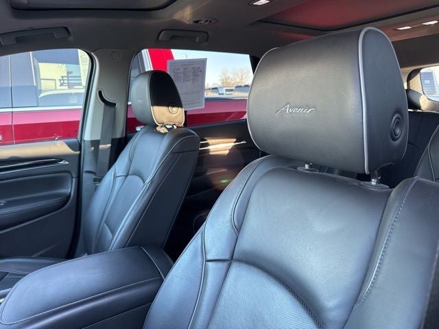 2019 Buick Enclave FWD 4dr Avenir