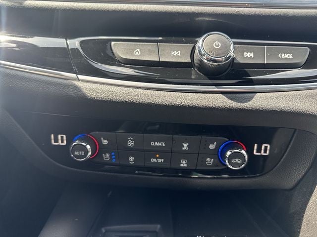 2023 Buick Enclave AWD 4dr Avenir