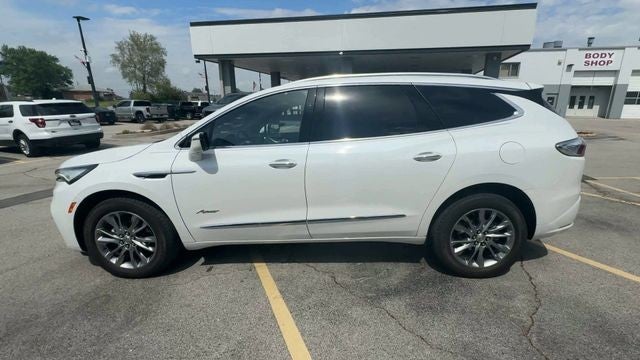 2023 Buick Enclave AWD 4dr Avenir