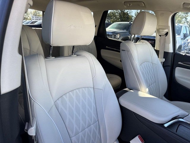 2024 Buick Enclave AWD 4dr Avenir