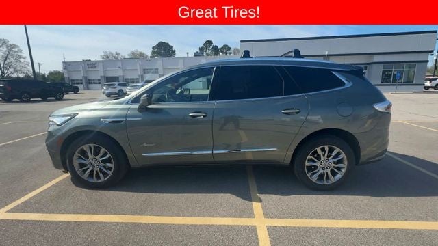 2023 Buick Enclave AWD 4dr Avenir