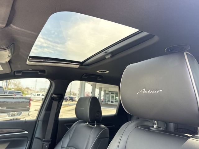 2024 Buick Enclave AWD 4dr Avenir