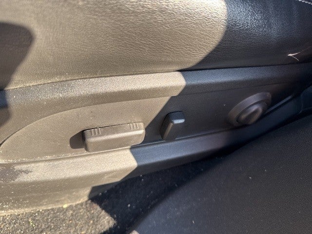 2017 Buick Enclave FWD 4dr Leather