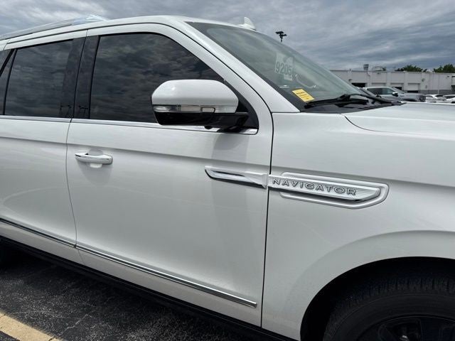 2022 Lincoln Navigator L Reserve 4x4