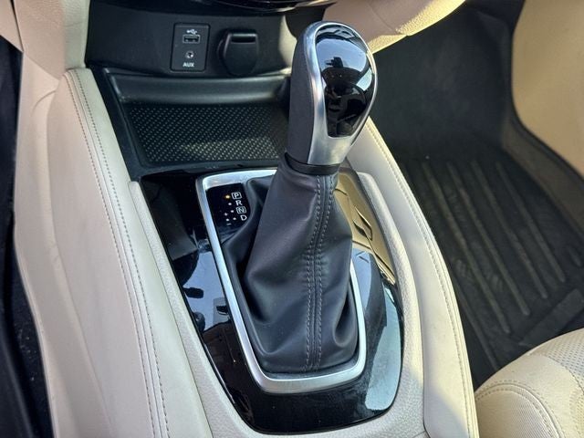 2017 Nissan Rogue FWD SL