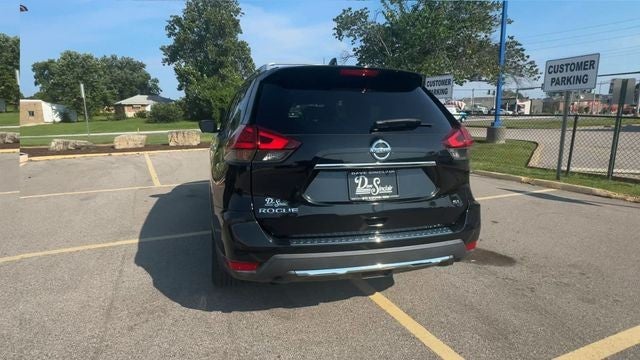 2017 Nissan Rogue FWD SL