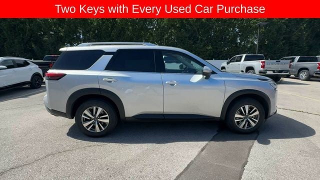 2025 Nissan Pathfinder SL 2WD