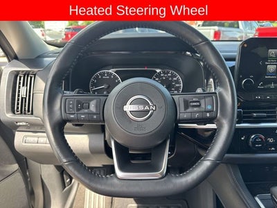 2025 Nissan Pathfinder SL 2WD