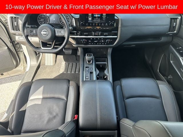 2025 Nissan Pathfinder SL 2WD