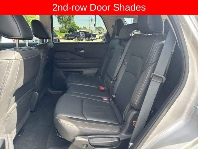 2025 Nissan Pathfinder SL 2WD