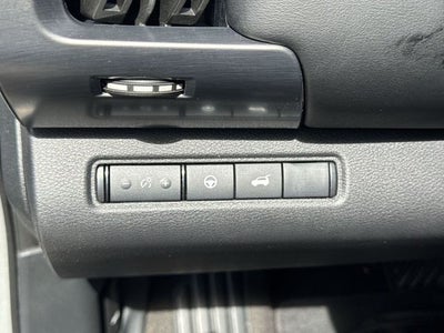 2025 Nissan Pathfinder SL 2WD