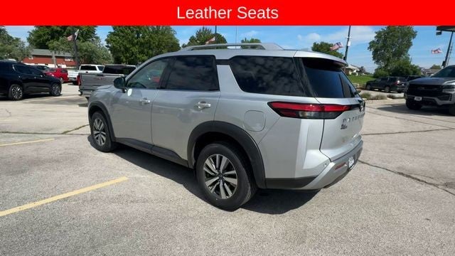 2025 Nissan Pathfinder SL 2WD