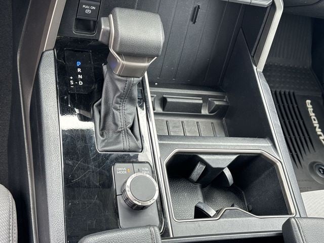 2022 Toyota Tundra 2WD SR5 Double Cab 6.5' Bed (Natl)