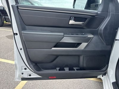 2022 Toyota Tundra 2WD SR5 Double Cab 6.5' Bed (Natl)
