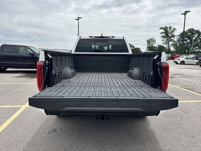 2022 Toyota Tundra 2WD SR5 Double Cab 6.5' Bed (Natl)