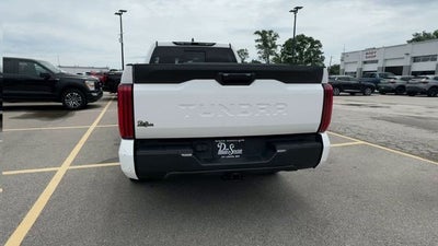 2022 Toyota Tundra 2WD SR5 Double Cab 6.5' Bed (Natl)