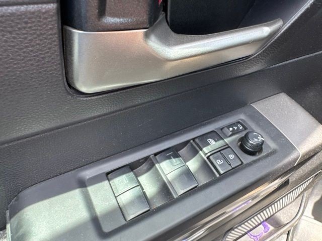 2023 Toyota Tundra 4WD SR5 Double Cab 6.5' Bed (Natl)