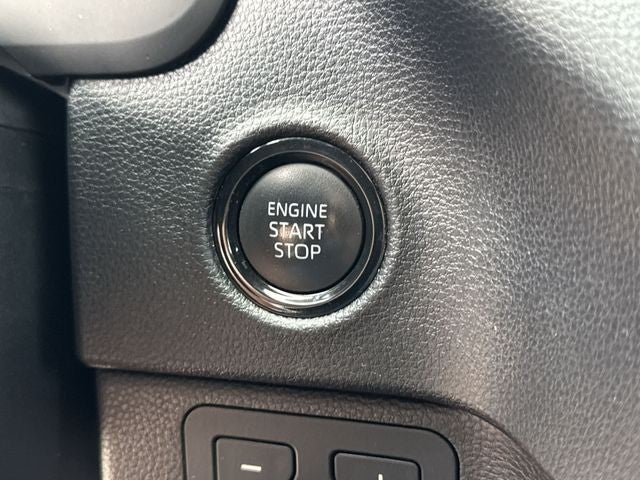 2026 Toyota Tundra 4WD SR CrewMax 5.5' Bed (Natl)