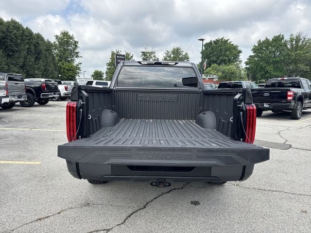 2026 Toyota Tundra 4WD SR CrewMax 5.5' Bed (Natl)