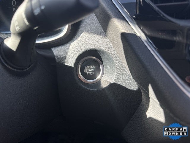 2023 Toyota Corolla Cross XLE 4WD (Natl)