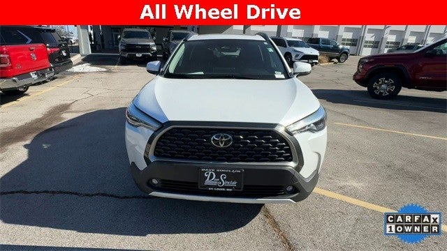 2023 Toyota Corolla Cross XLE 4WD (Natl)