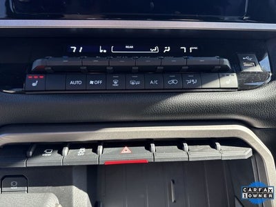 2025 Toyota Sequoia SR5 4WD (Natl)