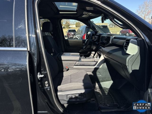 2025 Toyota Sequoia SR5 4WD (Natl)