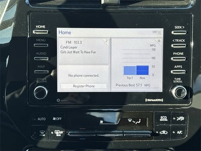 2022 Toyota Prius L Eco (Natl)