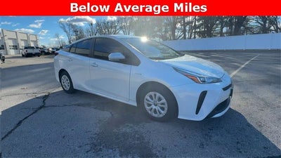 2022 Toyota Prius L Eco (Natl)