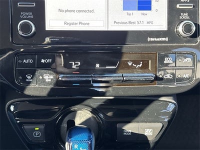 2022 Toyota Prius L Eco (Natl)