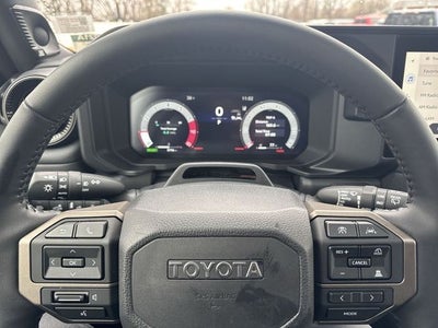 2025 Toyota Land Cruiser 4WD (Natl)