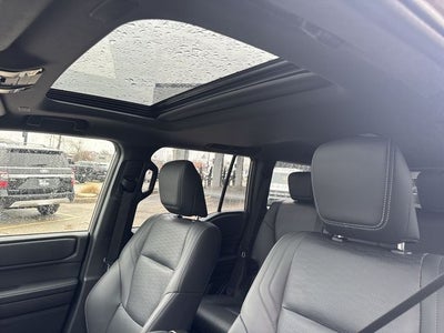 2025 Toyota Land Cruiser 4WD (Natl)