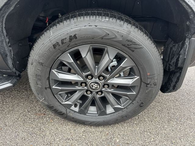 2025 Toyota Land Cruiser 4WD (Natl)