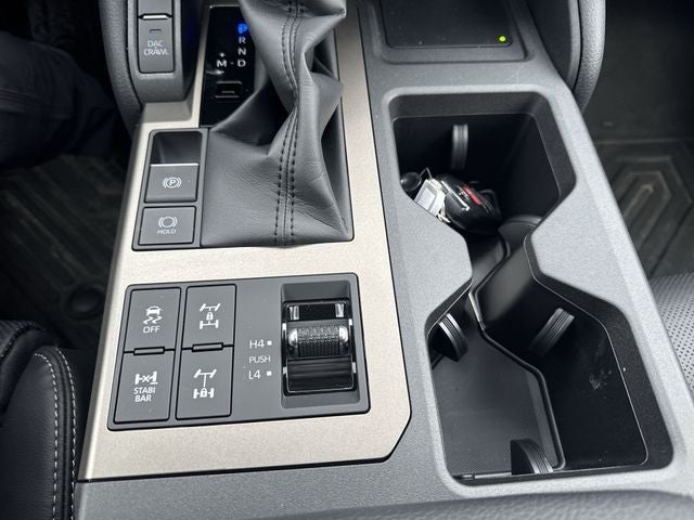 2025 Toyota Land Cruiser 4WD (Natl)