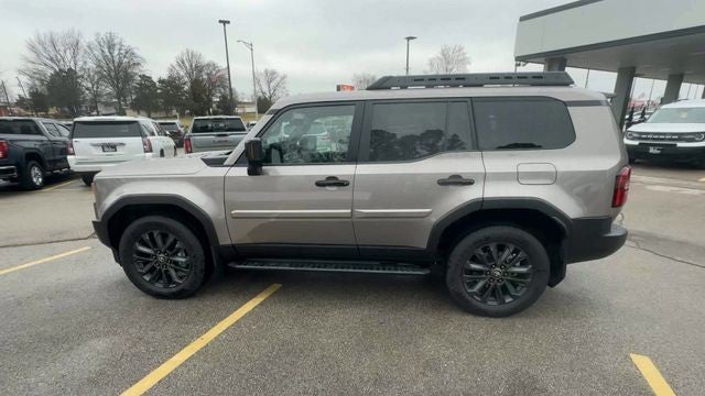 2025 Toyota Land Cruiser 4WD (Natl)