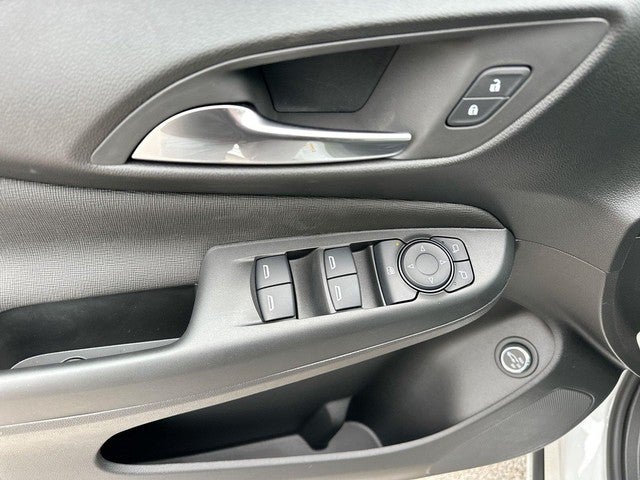 2025 Buick Envista FWD 4dr Avenir
